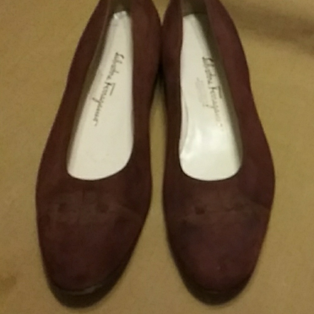 Ferragamo ladies flats